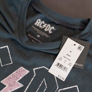 AC/DC t-shirt Juniors/ gray size M‎ - NWT
